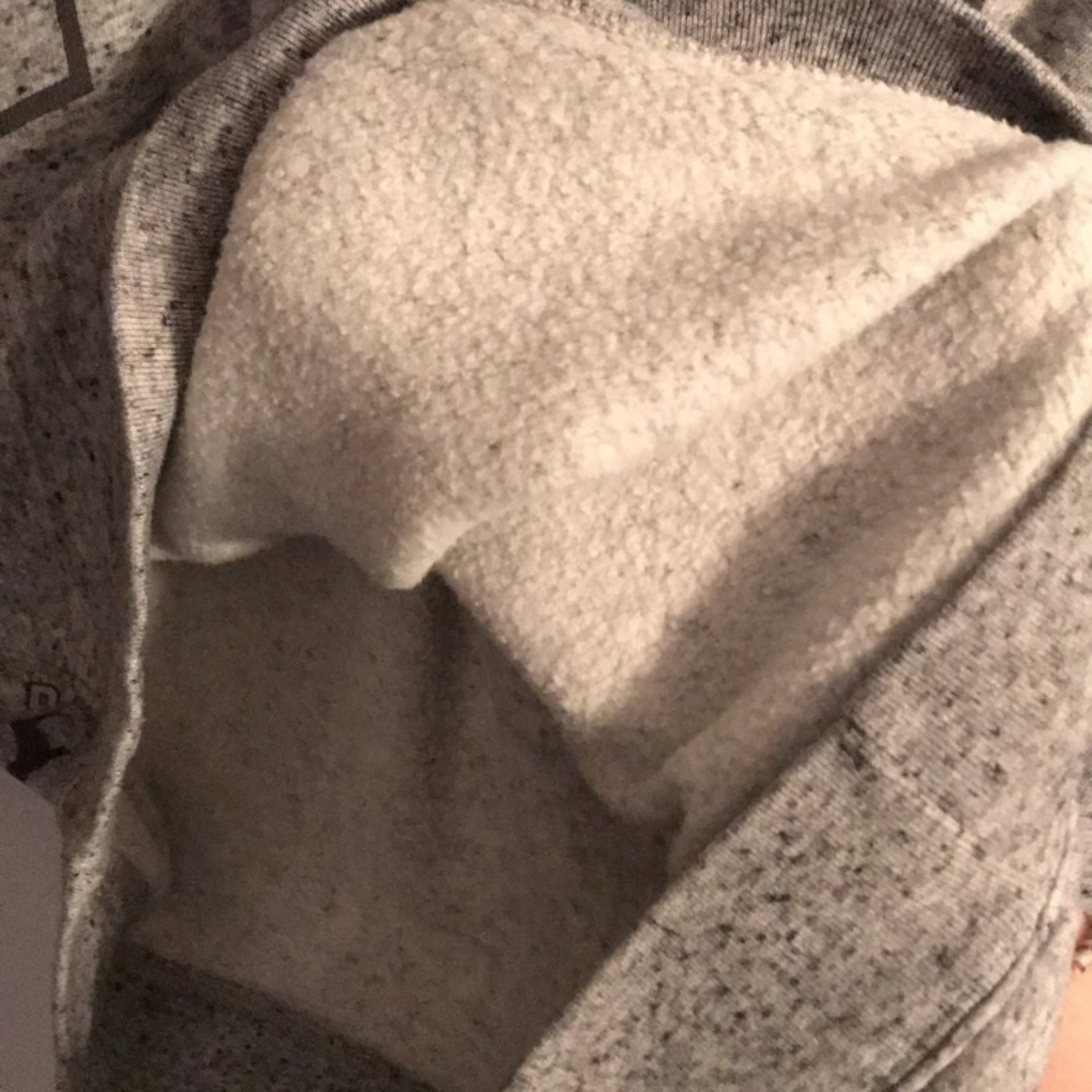 Crew neck - Picture 3 of 3